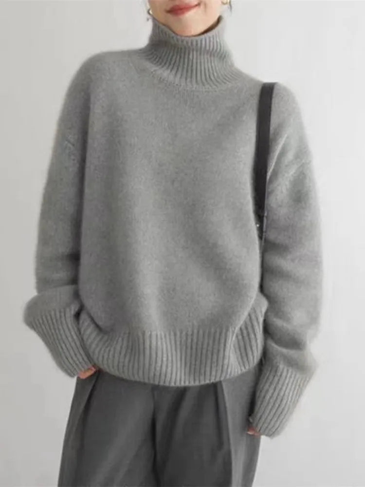Soft Relaxed Fit Women's Turtleneck Jumper - Luxicro
