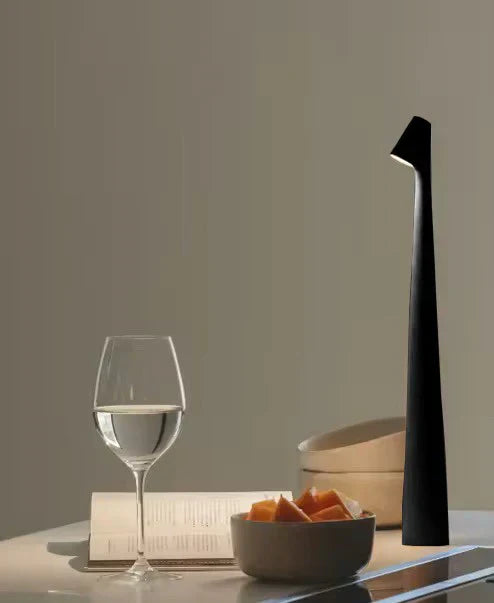Simple Wireless LED Desk Lamp