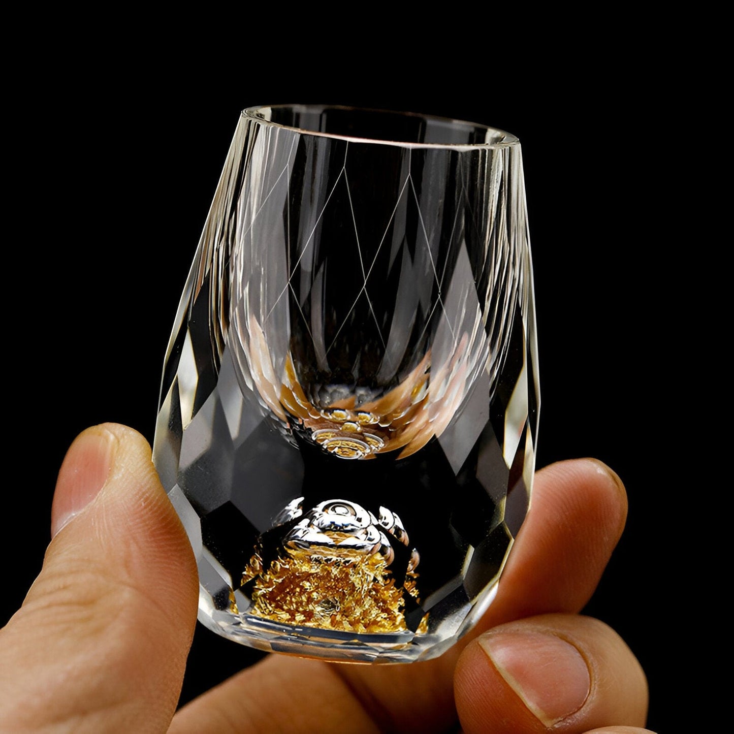 Elegant Crystal Clear Decanter Bottom