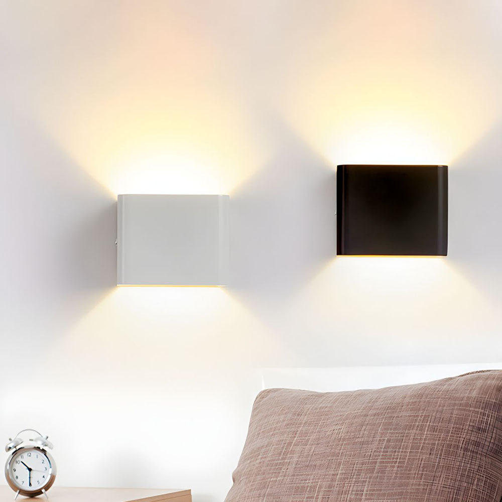 Contemporary White LED Wall Sconce Light - Luxicro