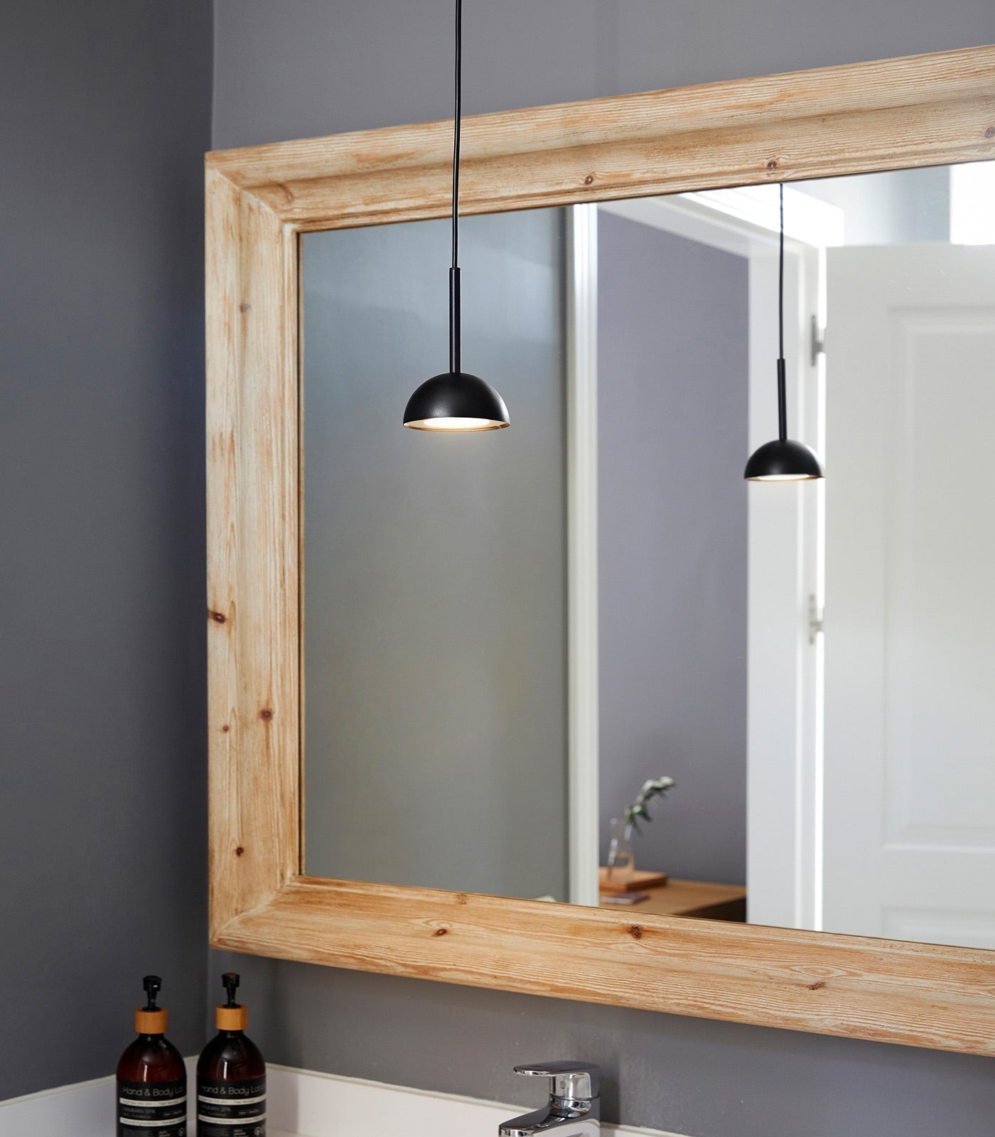 Stylish Modern Pendant Ceiling Light