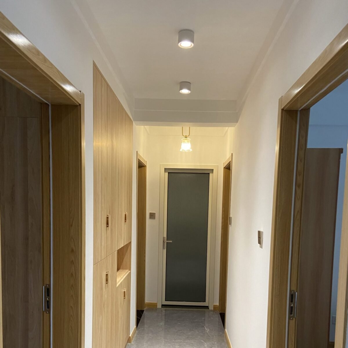 Adjustable Circular Recessed LED Ceiling Lamp