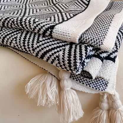 Soft Plush Blanket with Contemporary Style