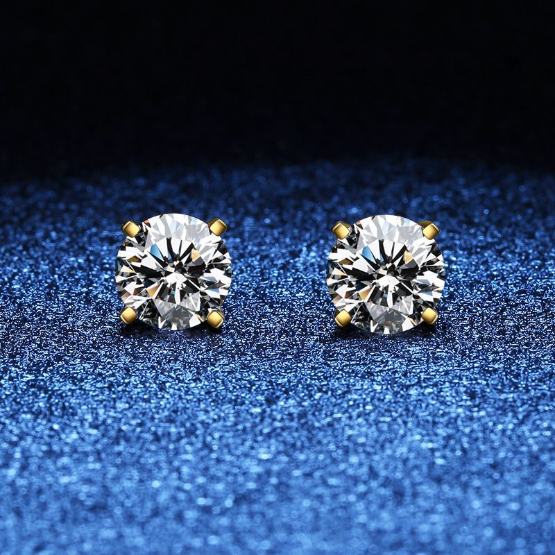 Luxurious Gold Stud Earrings - Luxicro