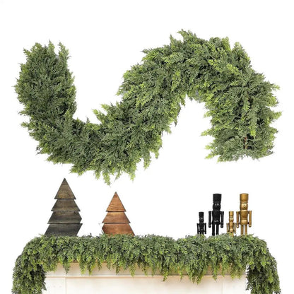 Greenery Christmas Garland with LED Fairy Lights - Luxicro