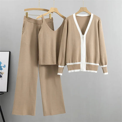 Stylish Women's Athletic Tracksuit Set