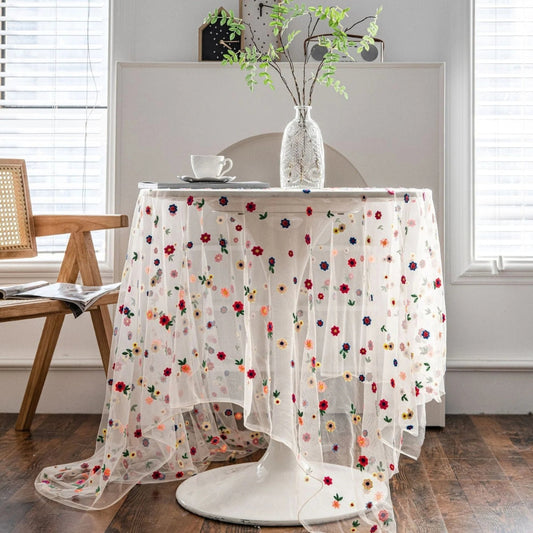 Delicate Patterned Linen Table Cover - Luxicro