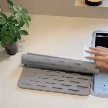 Flexible Heat Resistant Silicone Mat – Non Slip & Compact