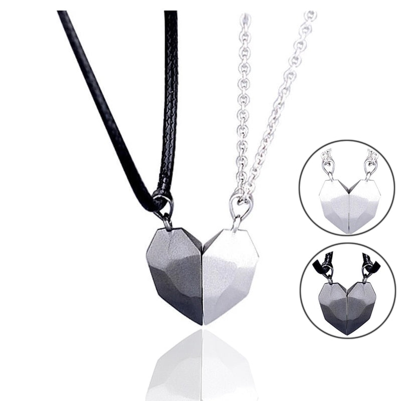 Lovely Couple Heart Pendant Necklace Set