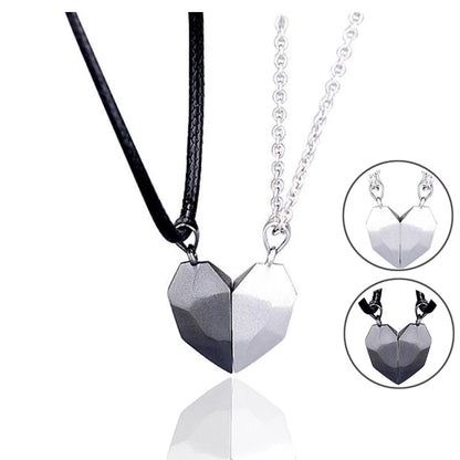 Lovely Couple Heart Pendant Necklace Set