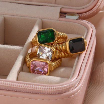 Luxurious Square Cut Diamond Engagement Ring