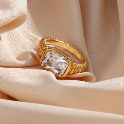 Luxurious Square Cut Diamond Engagement Ring