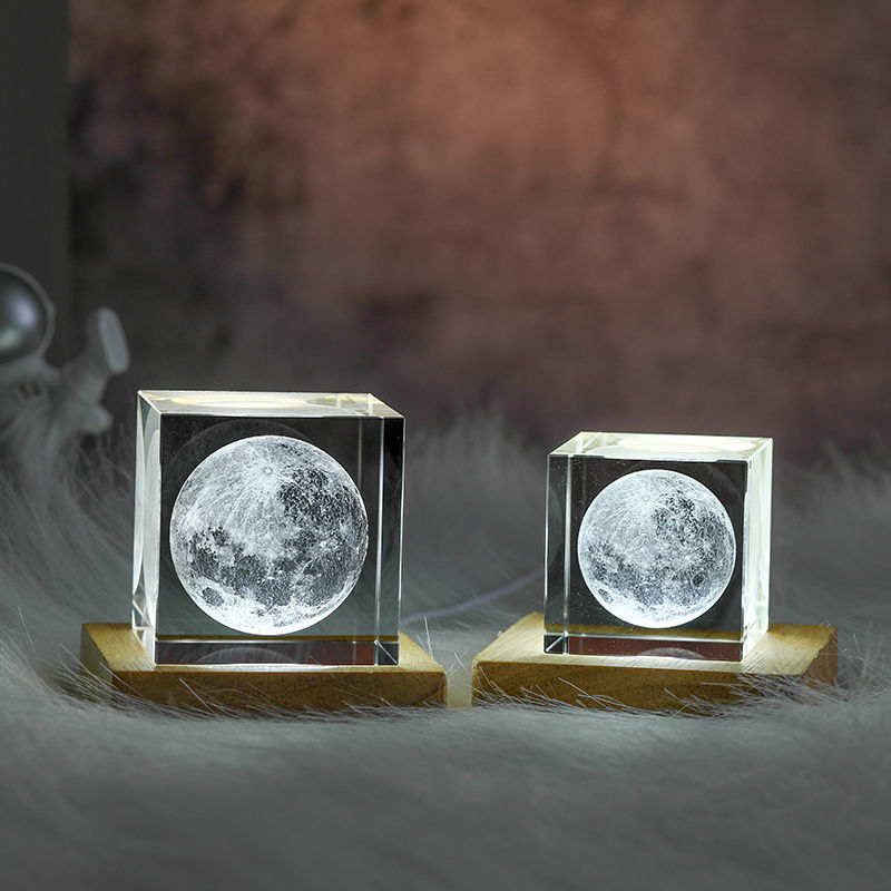 Sparkling Glass Moonlight Table Lamp