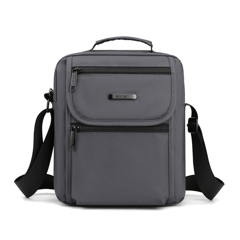 Stylish Large Capacity Crossbody Laptop Bag - Luxicro