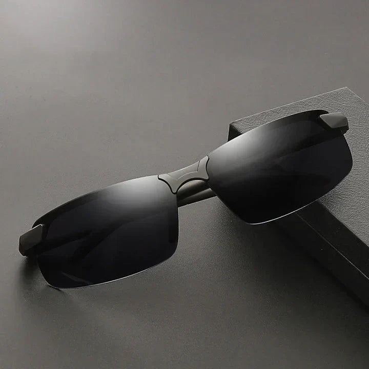 Stylish Smart Glasses with Auto Tint Lenses