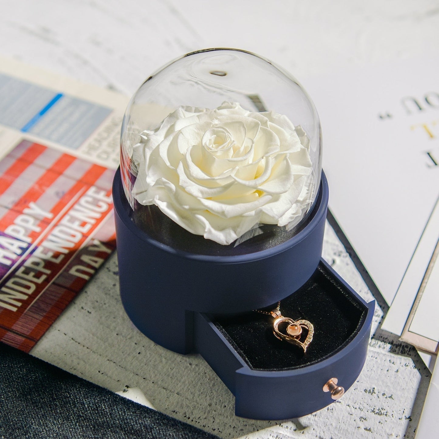 Beautiful Rose Pendant Necklace Gift Box