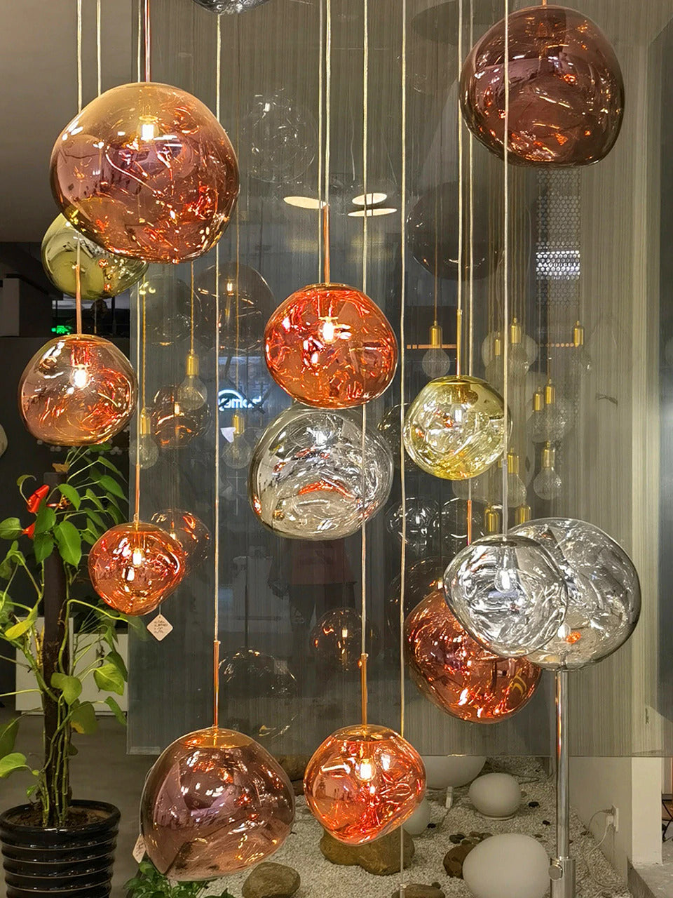 Vibrant Contemporary Hanging Light - Luxicro