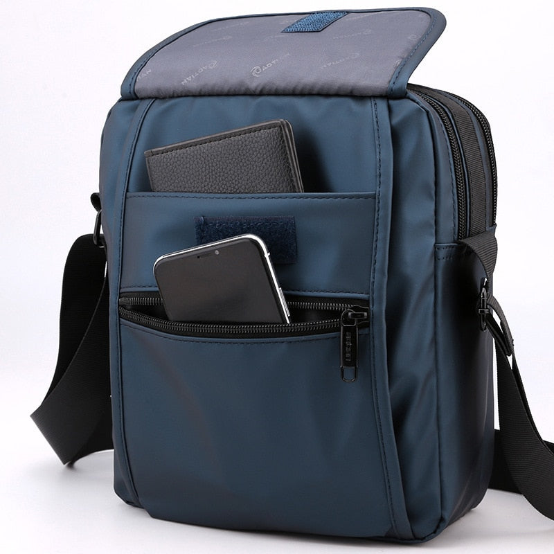 Stylish Large Capacity Crossbody Laptop Bag