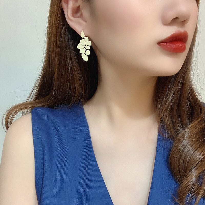 Rustic Outdoor Leaf Dangle Earrings