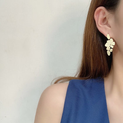 Rustic Outdoor Leaf Dangle Earrings