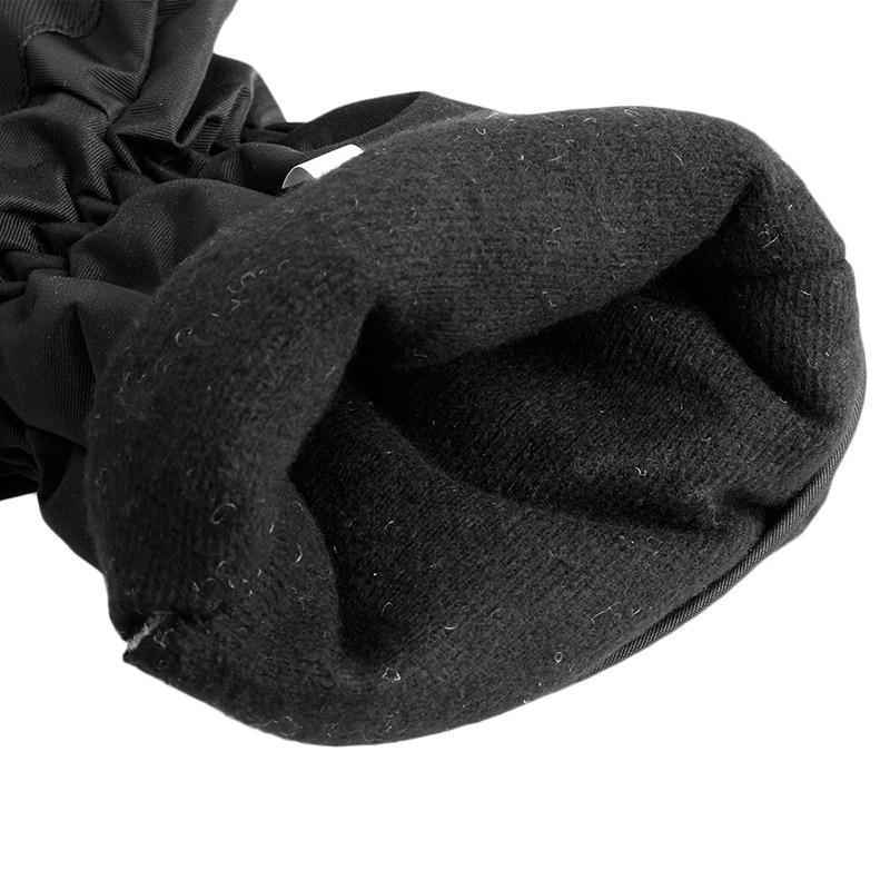 Warm Rechargeable Gloves for Winter Outdoor Use