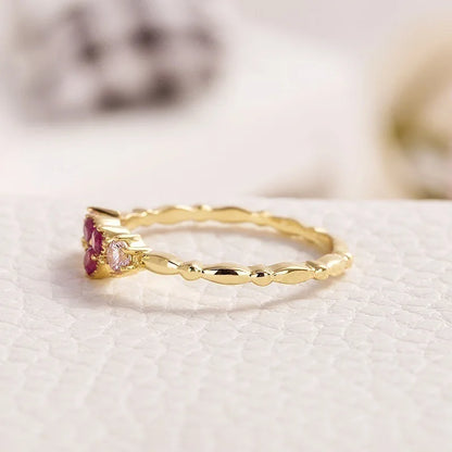 Luxurious Ladies Diamond Love Ring