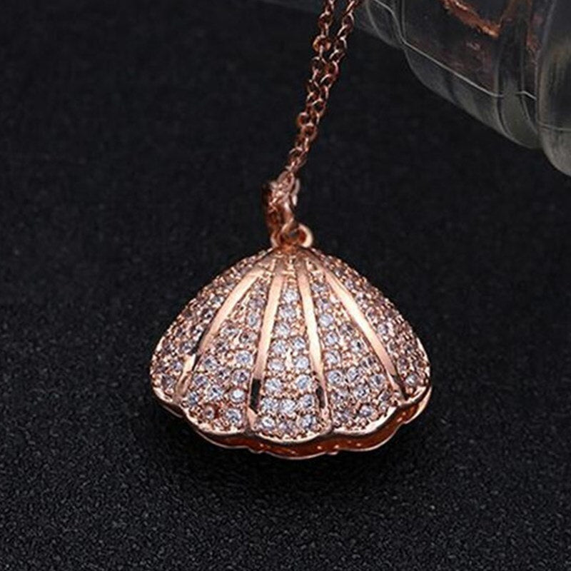 Oceanic Shell Drop Pendant Necklace