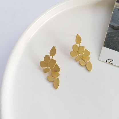 Rustic Outdoor Leaf Dangle Earrings