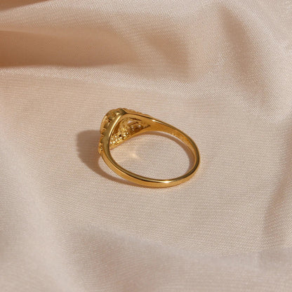 Elegant White Gold Solitaire Diamond Ring