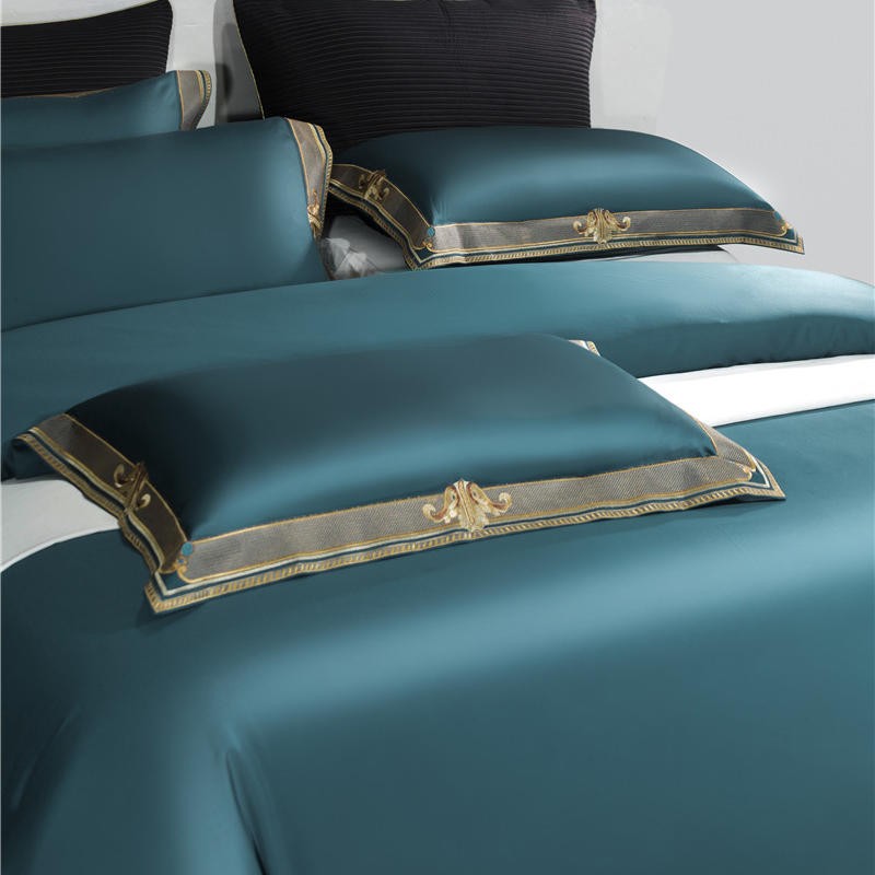 Luxury Embroidered Egyptian Cotton Bedding Set