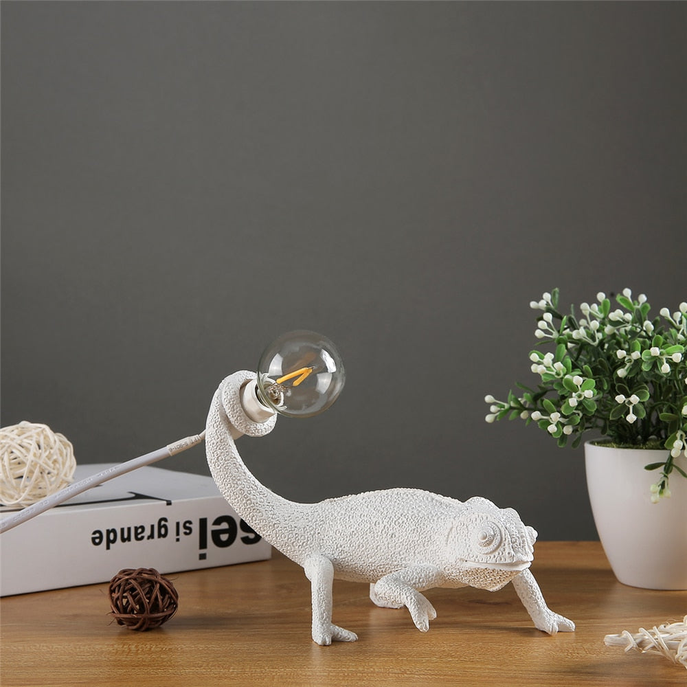 Unique Decorative Reptile Table Lamp
