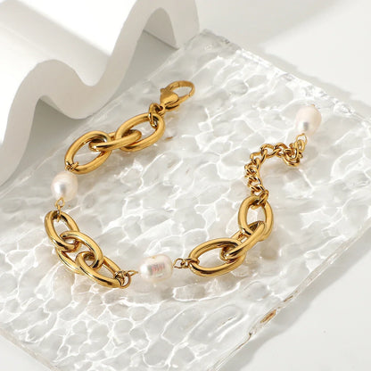 Luxury Pearl Detail Golden Chain Bracelet