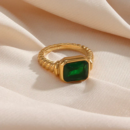 Luxurious Square Cut Diamond Engagement Ring
