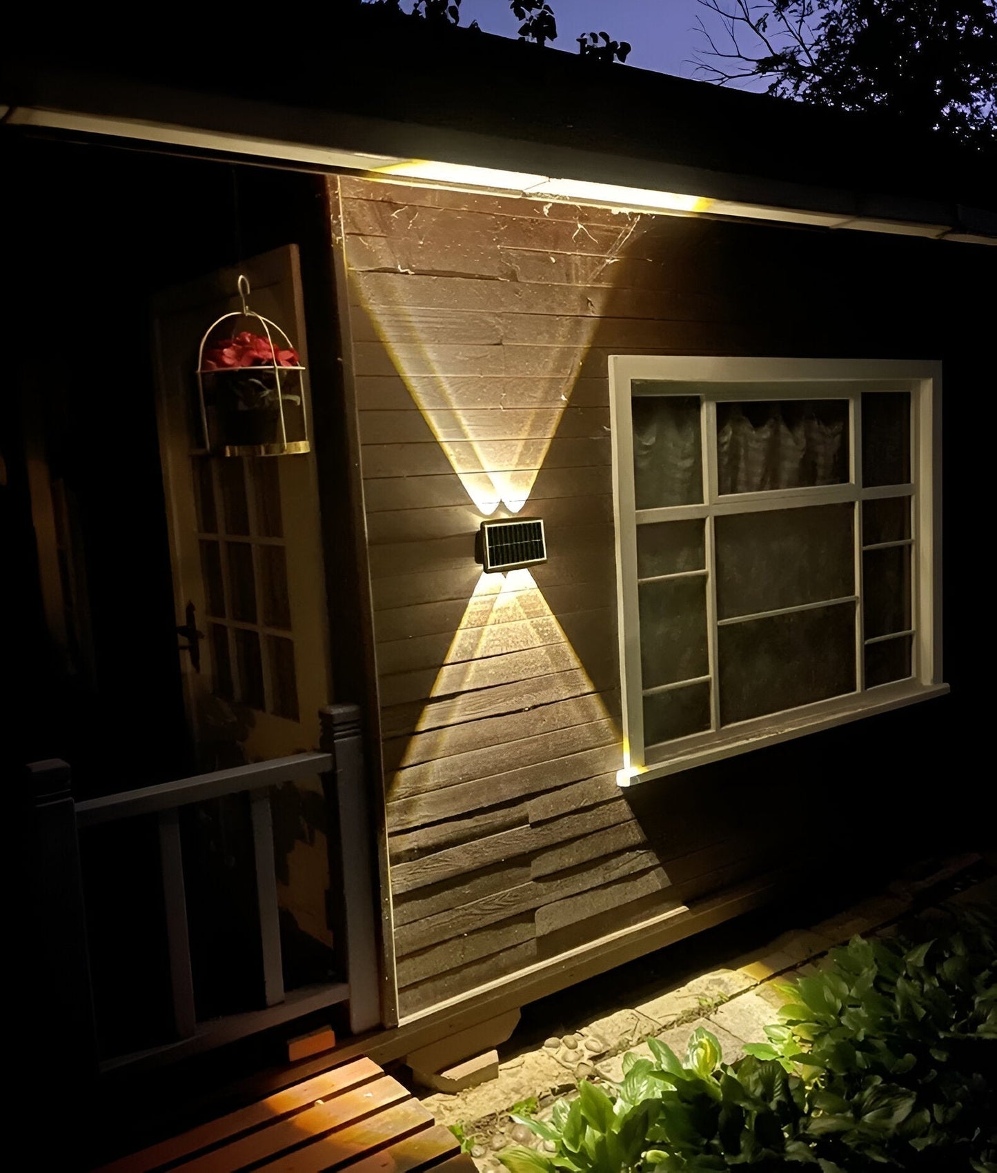 Weatherproof Solar LED Outdoor Wall Light