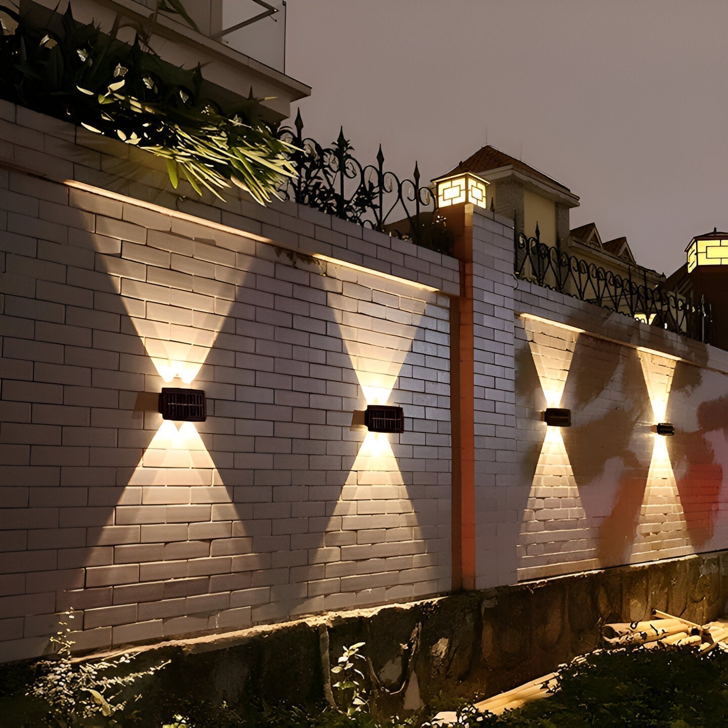 Weatherproof Solar LED Outdoor Wall Light