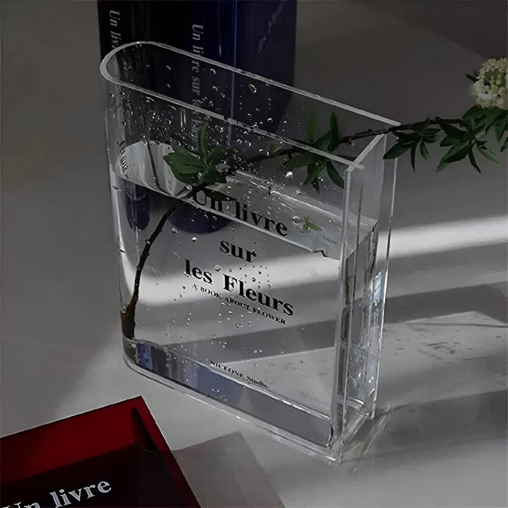 Stylish Transparent Decorative Vase