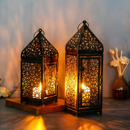 Decorative Iron Candle Holder with Flower Pattern