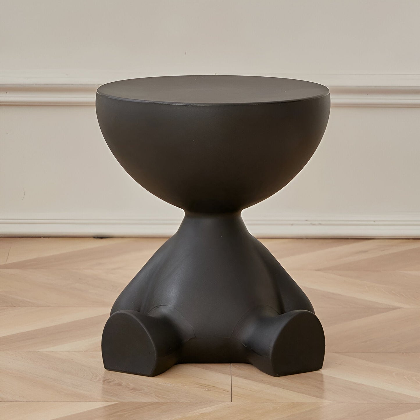 Stylish Round Wooden Coffee Table - Luxicro