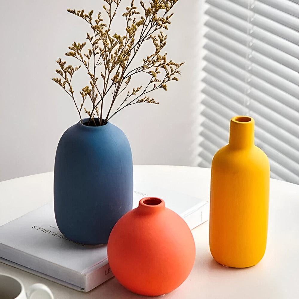 Elegant Pure Ceramic Flower Vase