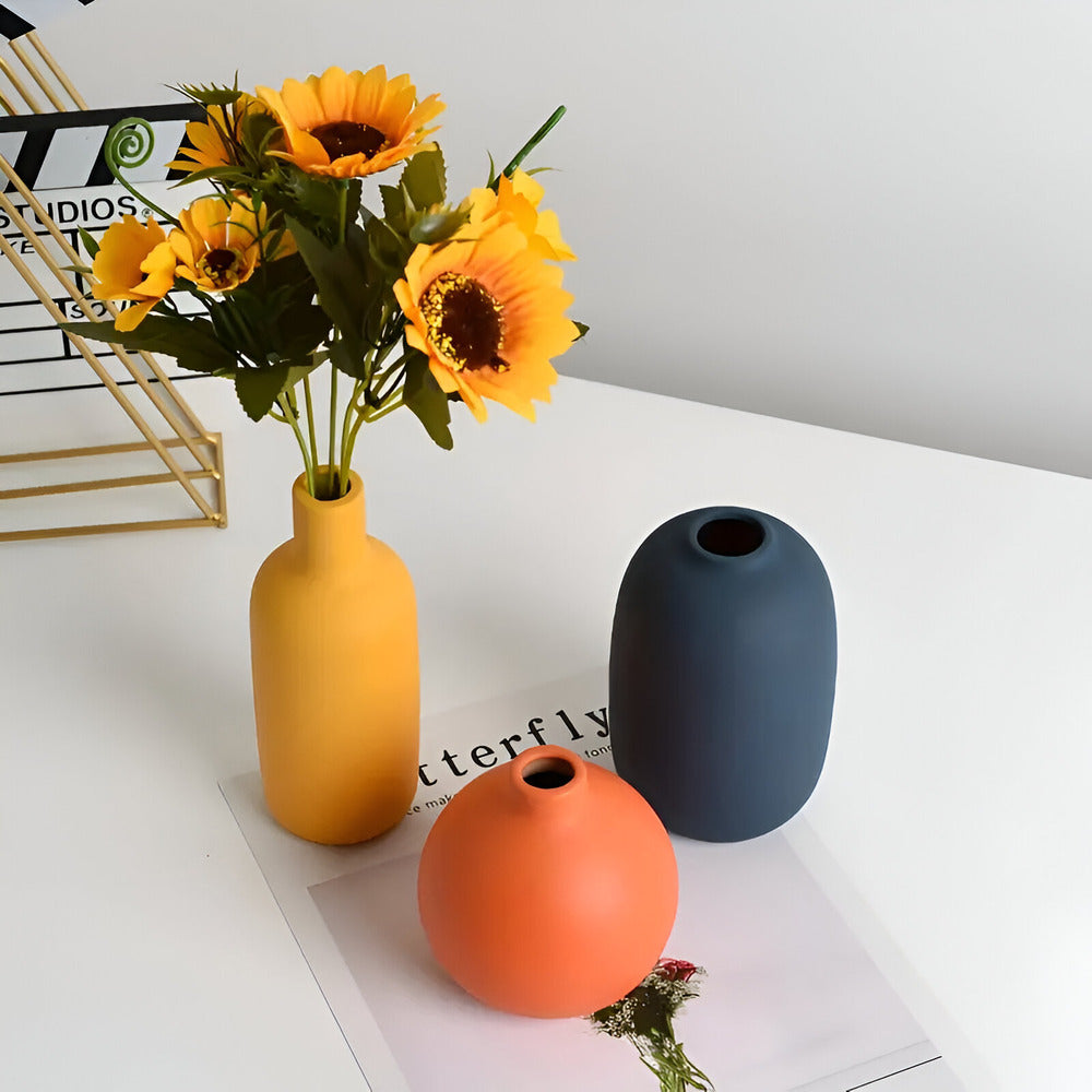 Elegant Pure Ceramic Flower Vase