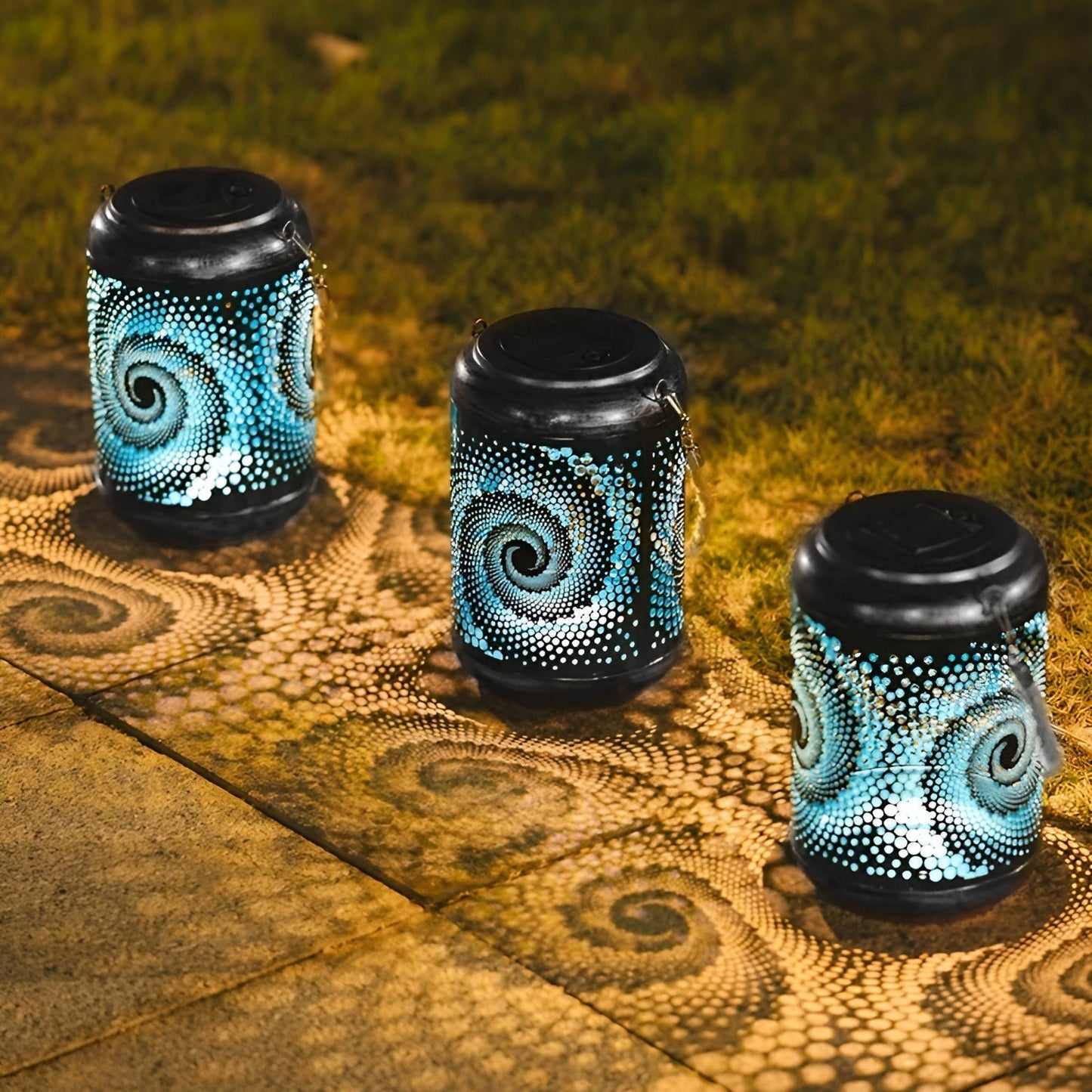 Outdoor Solar Spiral Projector Lamp