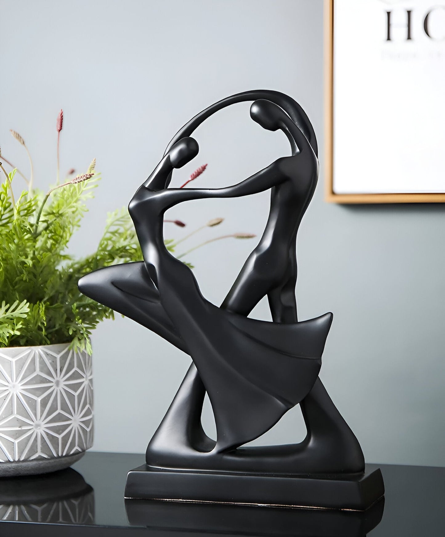 Stylish Love Couple Decor Figure