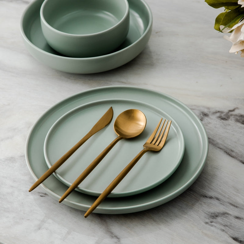 Sleek Stainless Steel Silverware Set