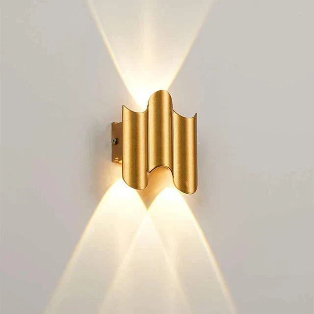 Contemporary Slim LED Wall Light