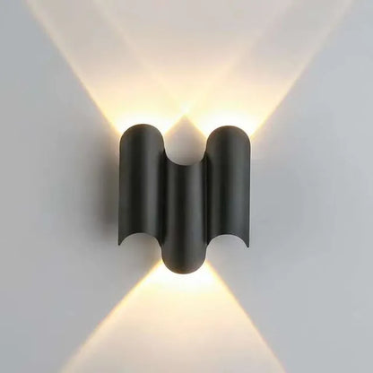 Contemporary Slim LED Wall Light - Luxicro