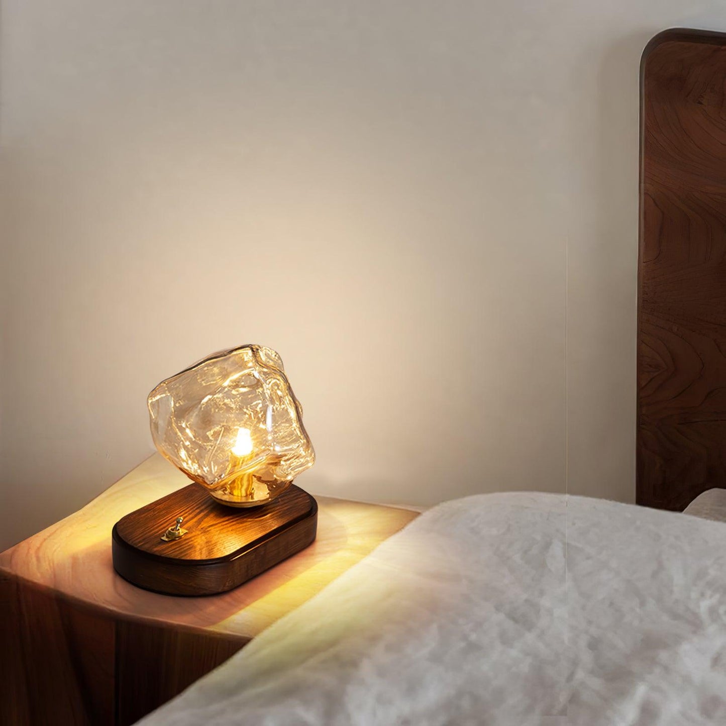 Automatic LED Table Light