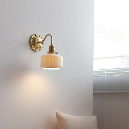 Elegant Brass Ceramic Wall Lamp