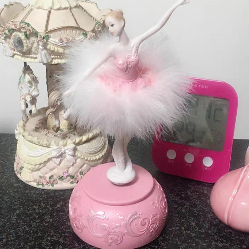 Beautiful Girl Musical Jewelry Box - Luxicro