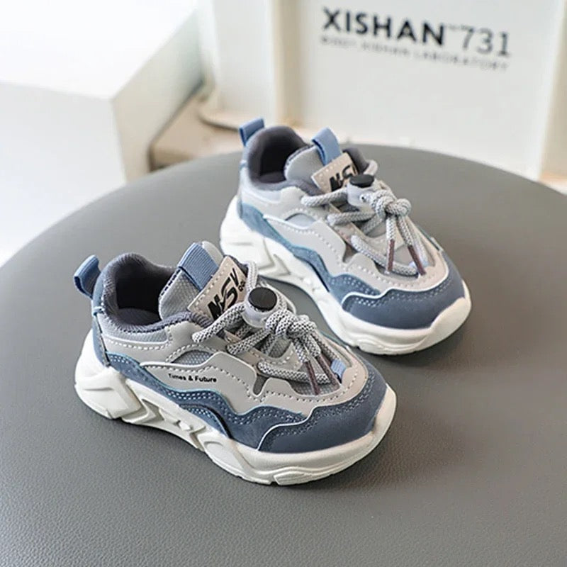 Breathable Boys Sneakers Lightweight Athletic Shoes