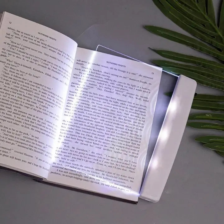 Slim LED Reading Light with Adjustable Brightness - Luxicro